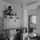 Stufa trentina in maiolica installata da Roberto Tapparelli nel 1985.