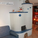 Stufa in maiolica (cod. 203).