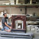 Il laboratorio di restauro delle stufe antiche. Il laboratorio di restauro delle stufe antiche.