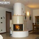 Stufa camino in maiolica con inserto Spartherm (cod. 72).