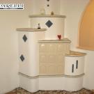 Stufa in maiolica e muratura (cod. 103).