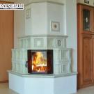 Stufa in maiolica ad accumulo con inserto a vetro della Spartherm (cod. 09).