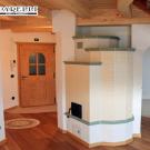 Stufa in maiolica ad accumulo (cod. 208).